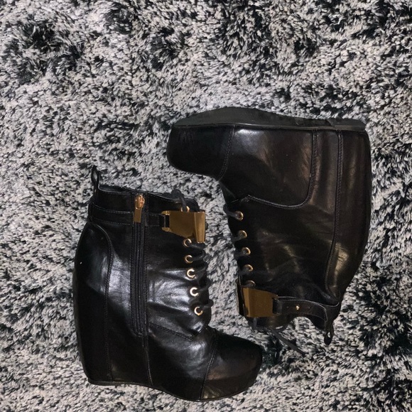 Leather wedge heels - Picture 6 of 6